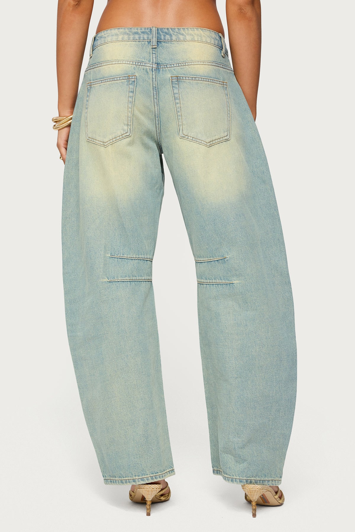 Cayden Washed Low Rise Barrel Jeans