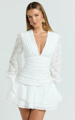 Embroidery Long Sleeve Dress in White